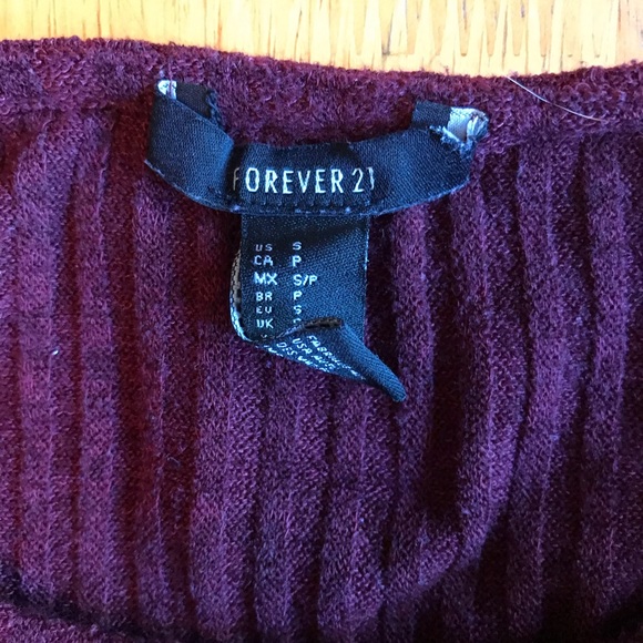 Burgundy sweater - Picture 9 of 9